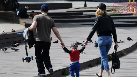 Россияне рассказали, почему не хотят заводить детей - «Новости»