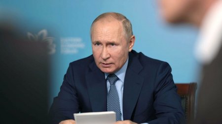 Мер поддержки детей в России пока недостаточно, заявил Путин - «Новости»
