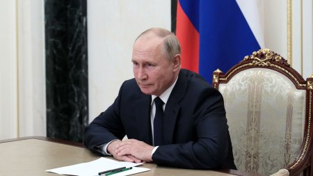Владимир Путин прилетел во Владивосток - «Новости»