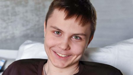 Игра на выживание: пятнадцатилетнего Тимофея спасет эндопротезирование - «Новости»