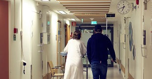 At the maternity ward – meeting your midwife - «Беременность»