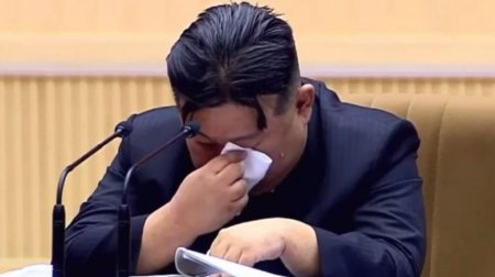 Ким Чен Ын не сдержал слез на съезде матерей - «Новости»