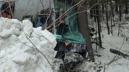 В ДТП с автобусом на Урале пострадали двое детей и тренер - «Новости»